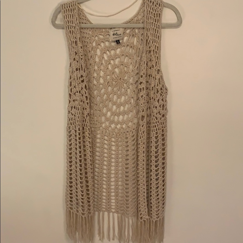 Bohemian knit shall